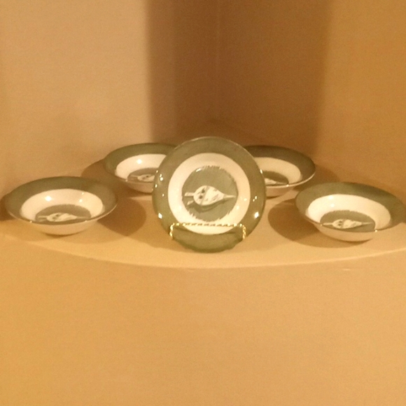 Vintage-Colonial Homestead by Royal 5 Bowl Bundle - Picture 8 of 12